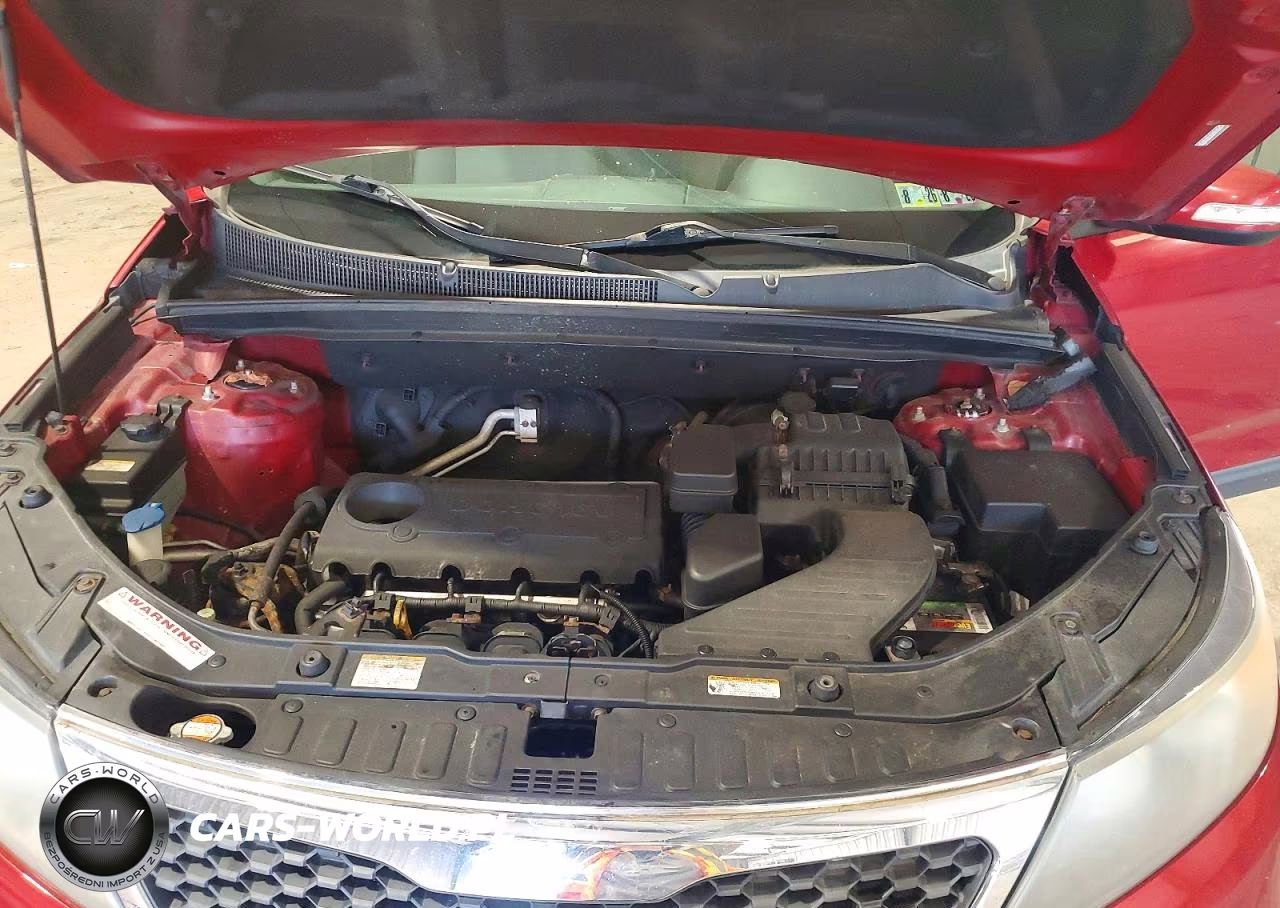 2011 Kia Sorento Lx VIN:5XYKTCA1XBG054038 - 12