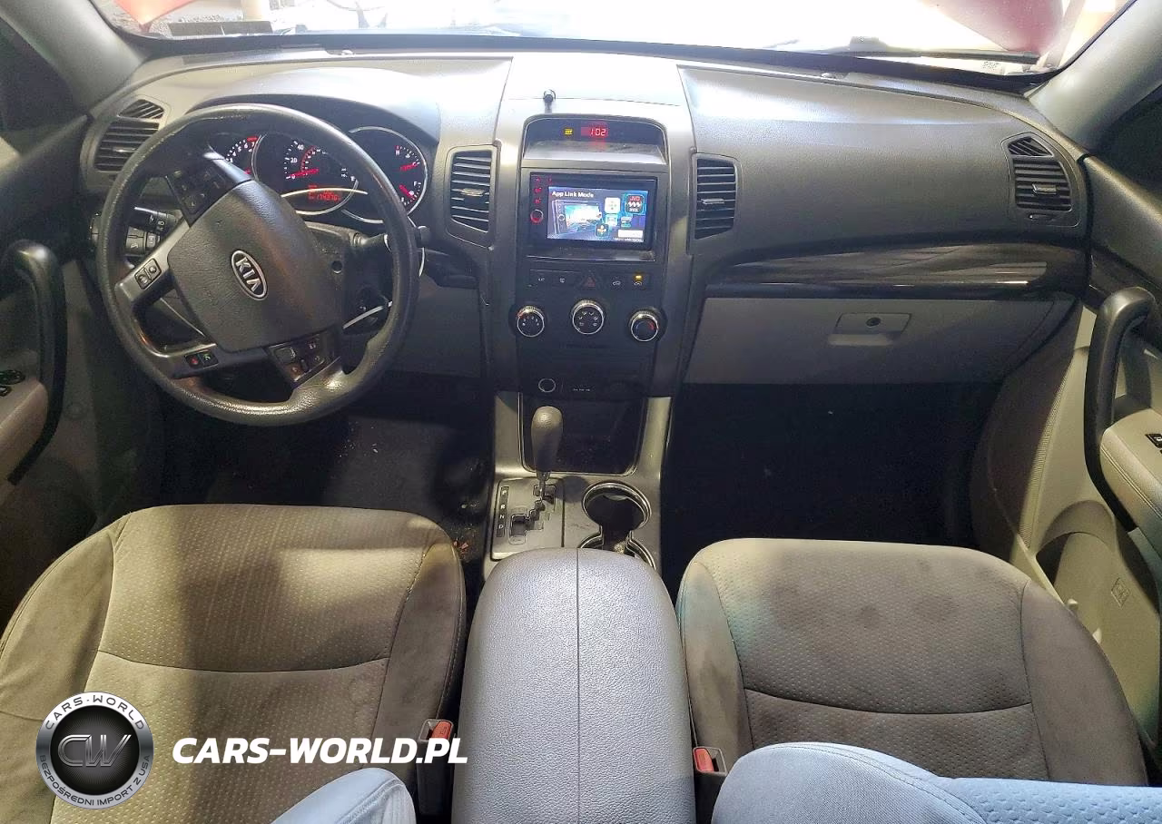 2011 Kia Sorento Lx VIN:5XYKTCA1XBG054038 - 8