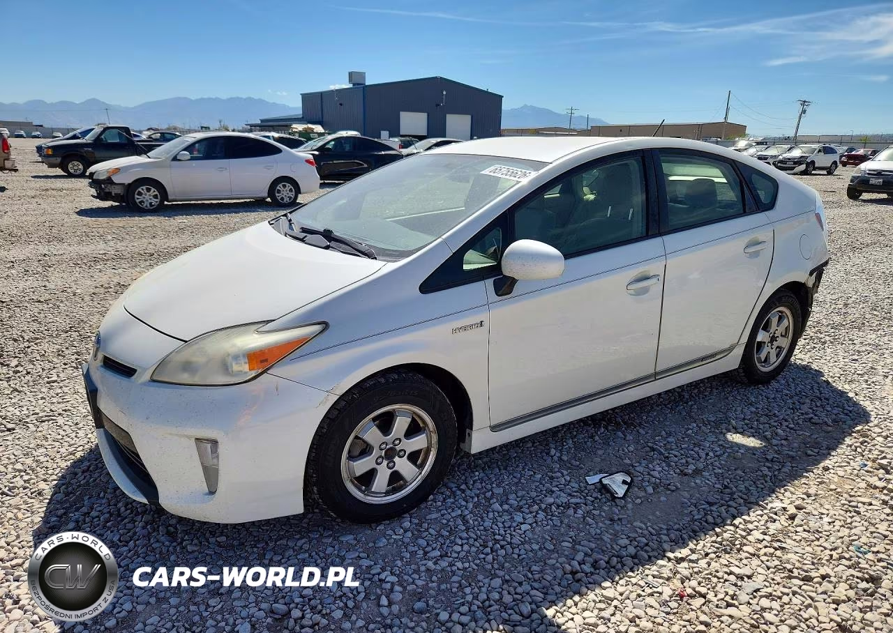 2012 Toyota Prius Two