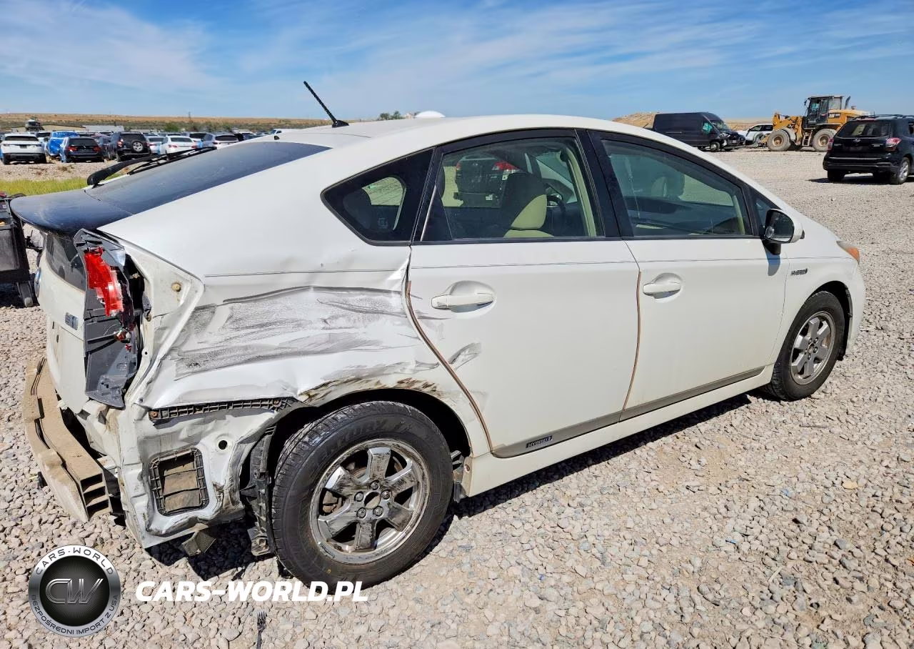 2012 Toyota Prius Two VIN:JTDKN3DU5C1546882 - 3