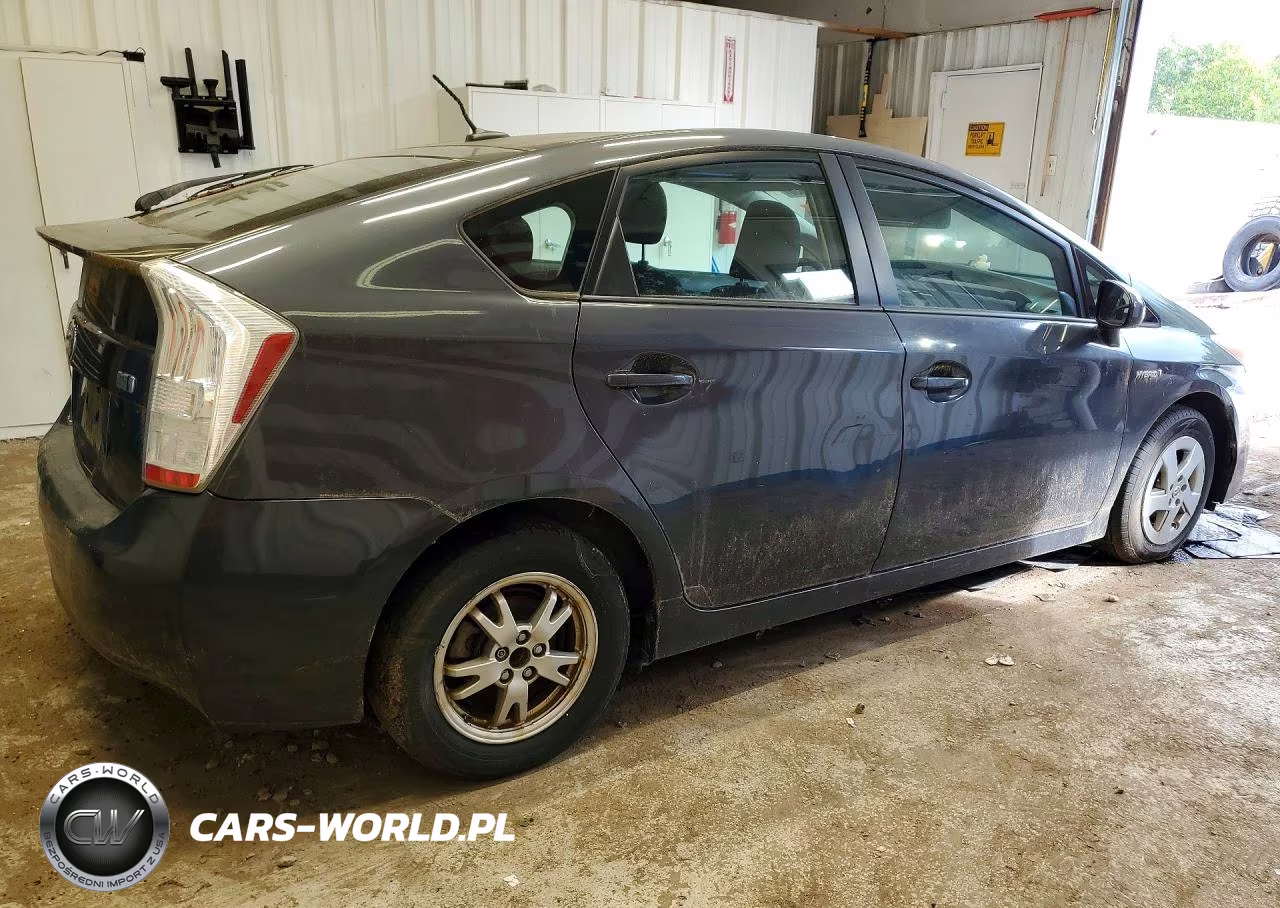 2011 Toyota Prius Two VIN:JTDKN3DU6B1414003 - 3