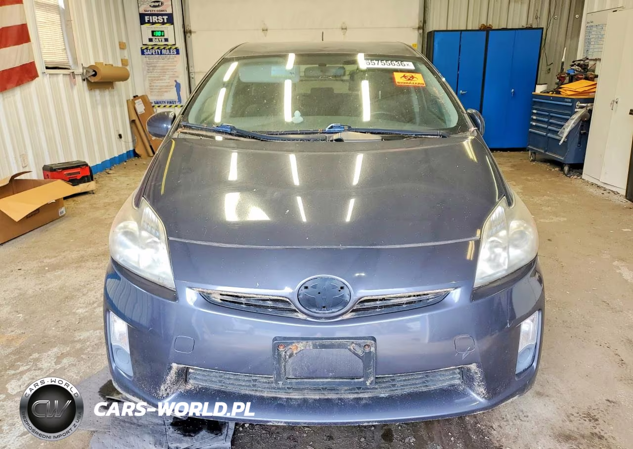2011 Toyota Prius Two VIN:JTDKN3DU6B1414003 - 5