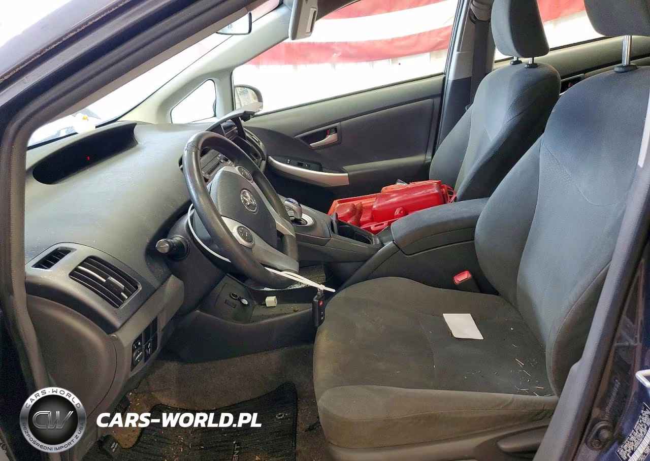 2011 Toyota Prius Two VIN:JTDKN3DU6B1414003 - 7