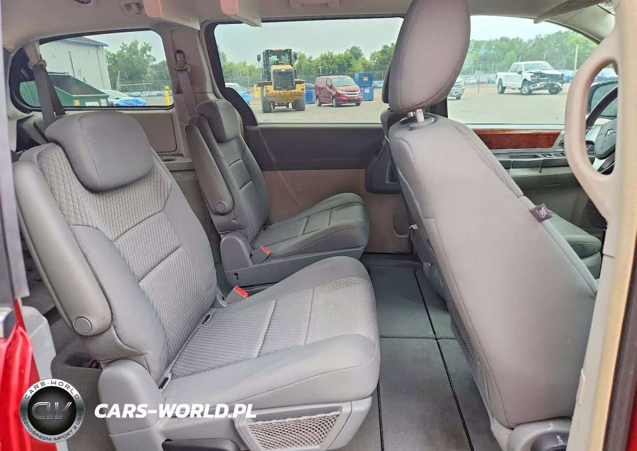2009 Chrysler Town & Country Touring VIN:2A8HR541X9R597372 - 11