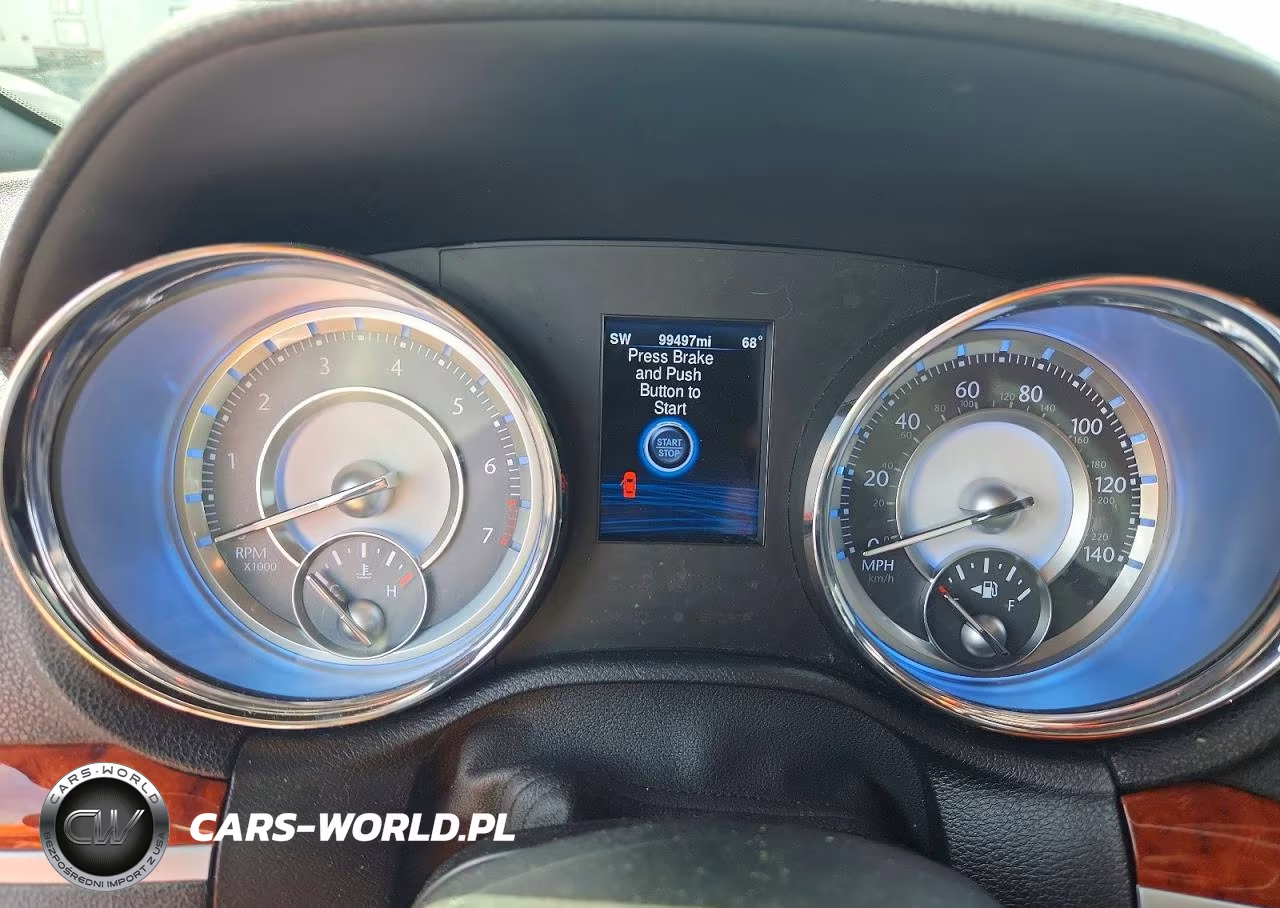 2014 Chrysler 300 VIN:2C3CCAAG5EH327216 - 9