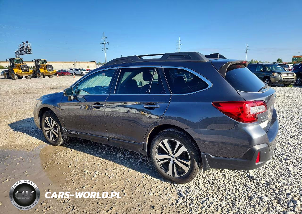 2018 Subaru Outback 3.6R Limited VIN:4S4BSENC3J3252288 - 2