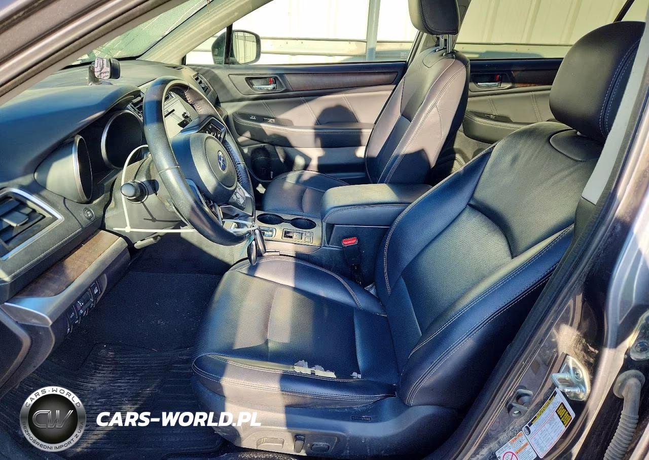 2018 Subaru Outback 3.6R Limited VIN:4S4BSENC3J3252288 - 7