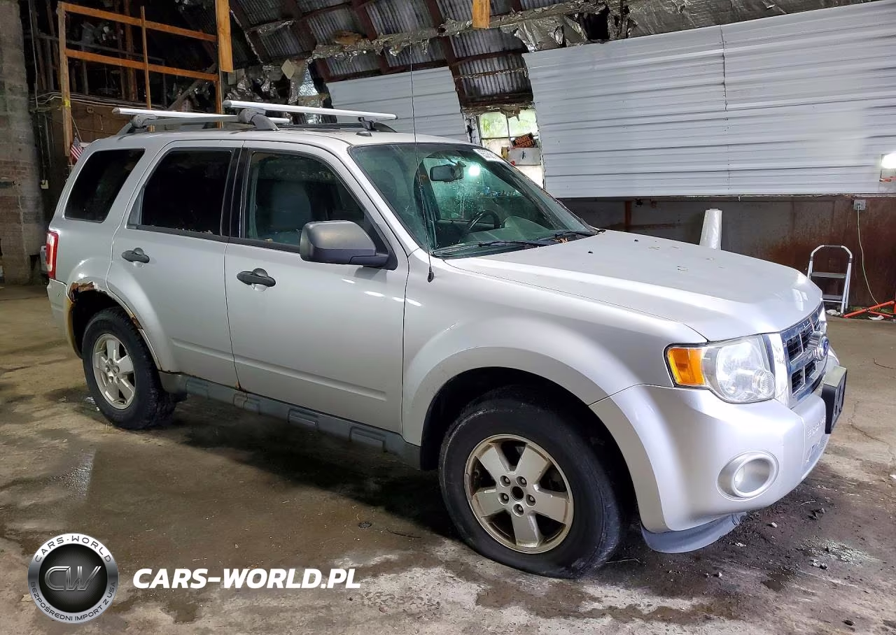2011 Ford Escape Xlt VIN:1FMCU9DG0BKB17156 - 4