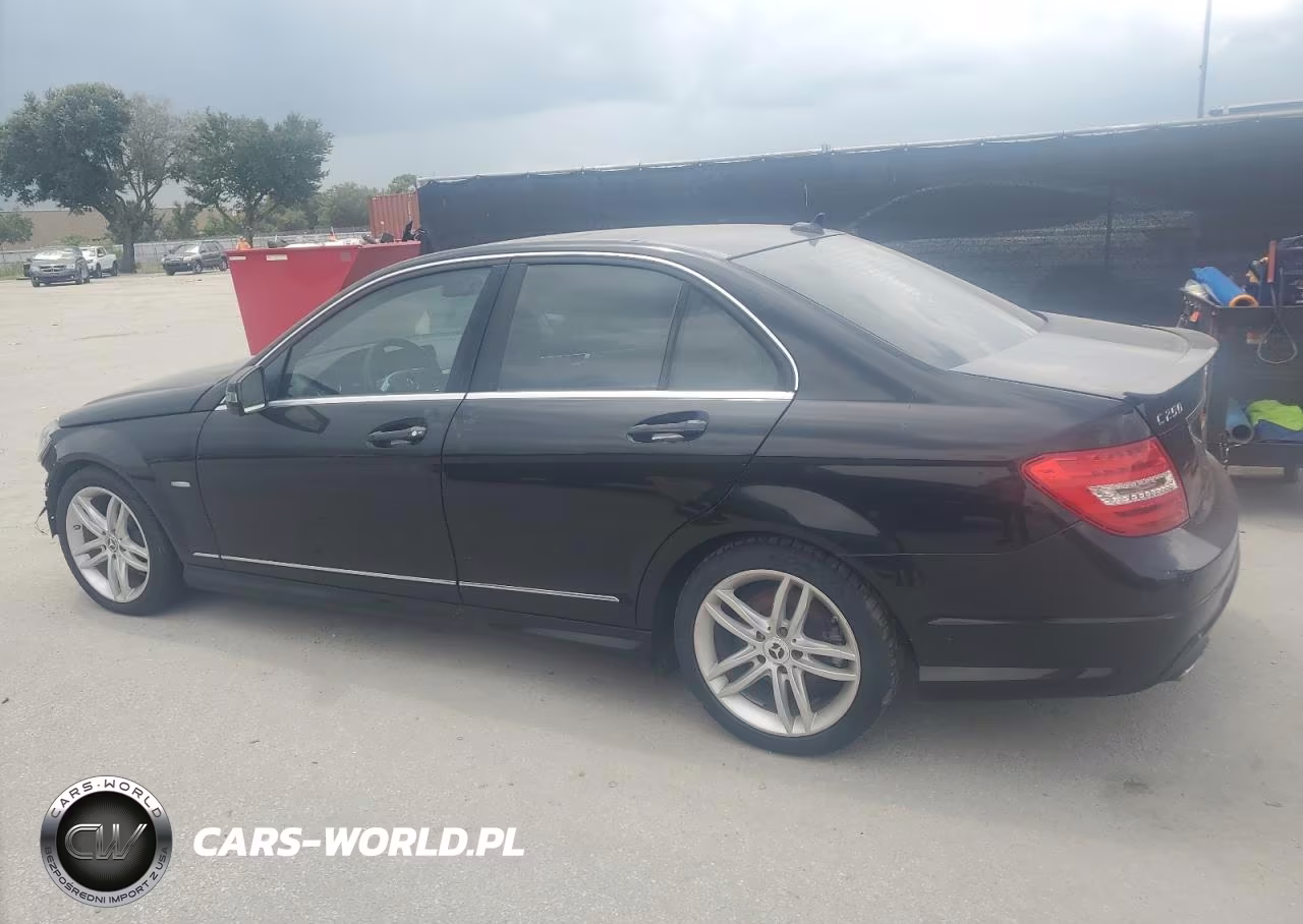 2012 Mercedes-Benz C 250 VIN:WDDGF4HB6CA615473 - 2