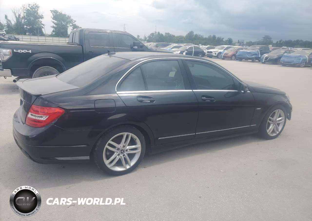 2012 Mercedes-Benz C 250 VIN:WDDGF4HB6CA615473 - 3