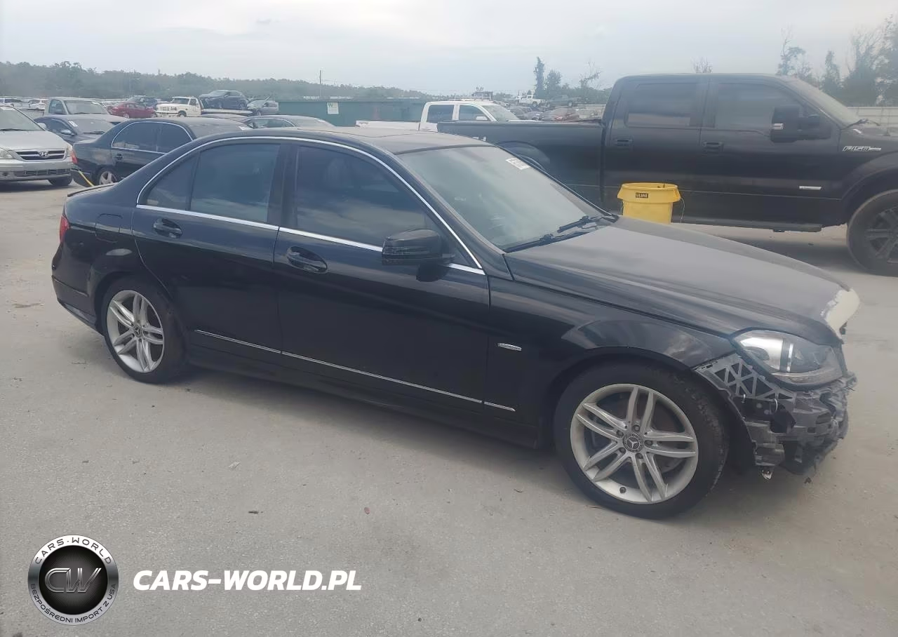 2012 Mercedes-Benz C 250 VIN:WDDGF4HB6CA615473 - 4