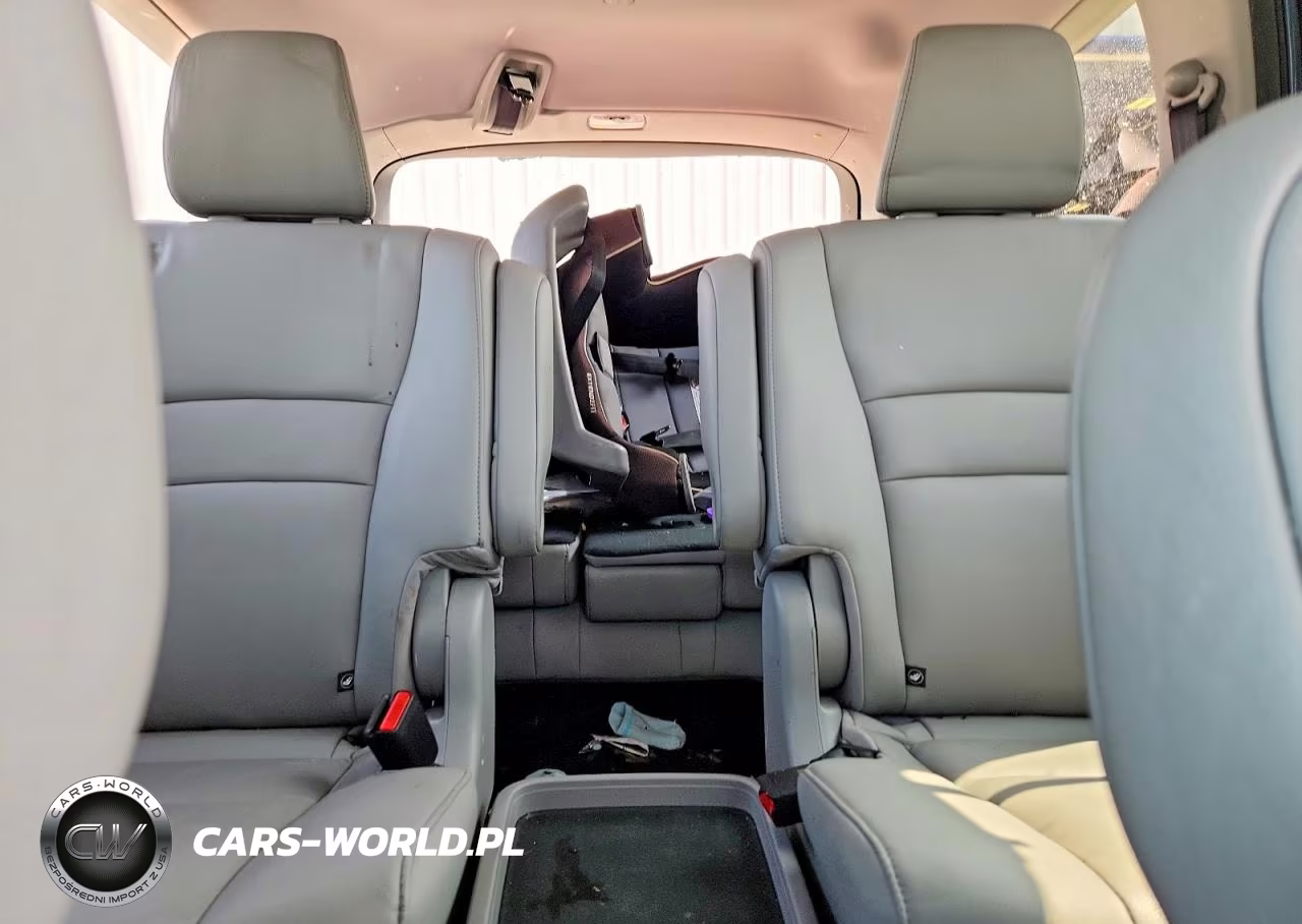 2019 Honda Pilot Touring VIN:5FNYF6H60KB091014 - 10