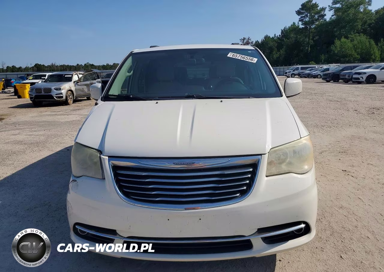 2011 Chrysler Town & Country Touring VIN:2A4RR5DG6BR703607 - 5