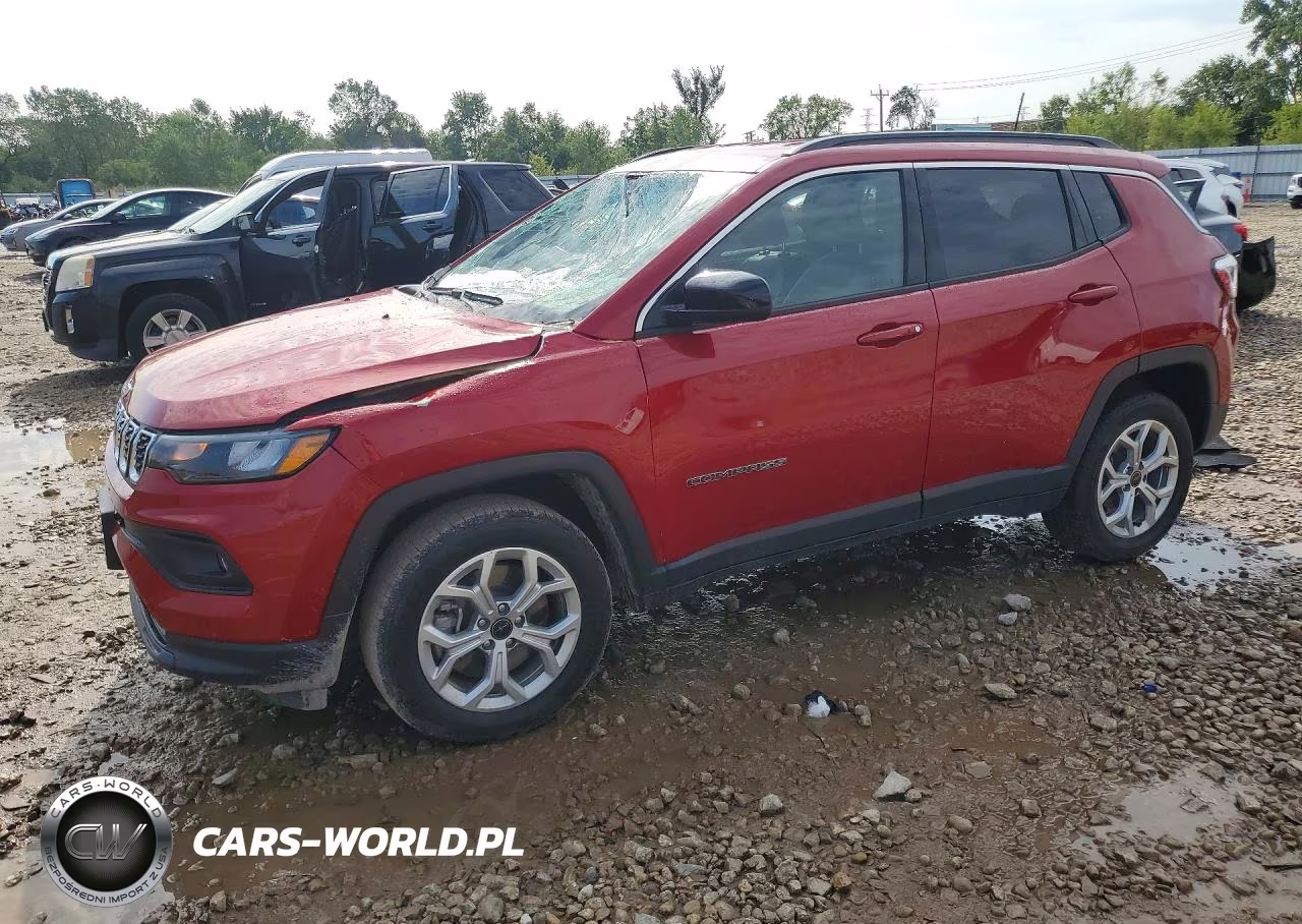 2025 Jeep Compass Latitude VIN:3C4NJDBN1ST569111 - 1