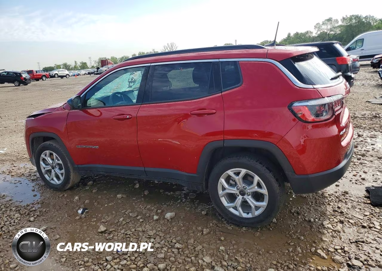 2025 Jeep Compass Latitude VIN:3C4NJDBN1ST569111 - 2
