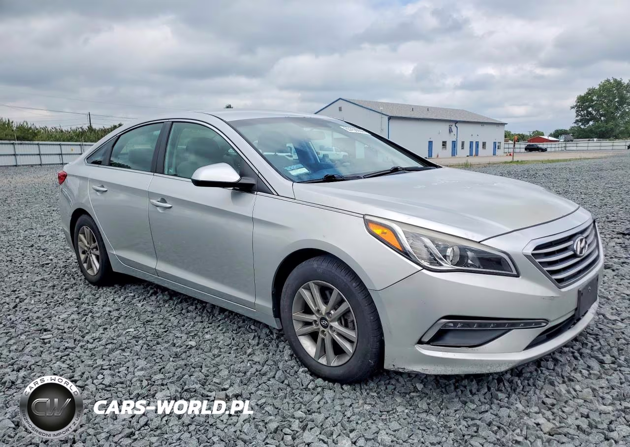 2015 Hyundai Sonata Se VIN:5NPE24AF8FH151058 - 4