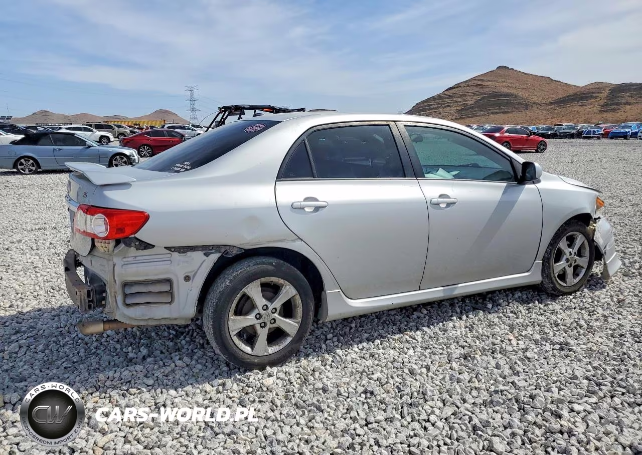 2011 Toyota Corolla S VIN:2T1BU4EEXBC543048 - 3