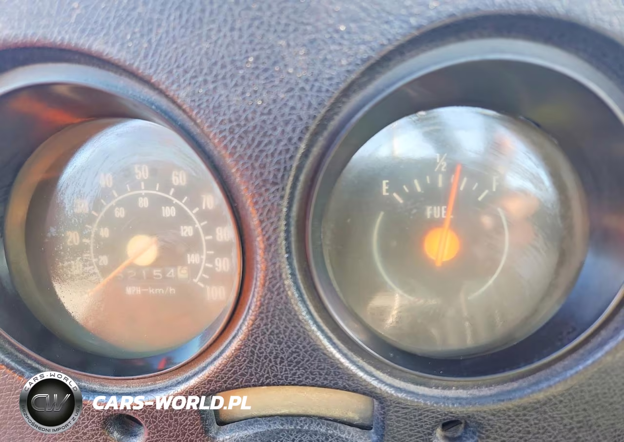 1977 Chevrolet C10-K10 VIN:CCD147Z165698 - 9