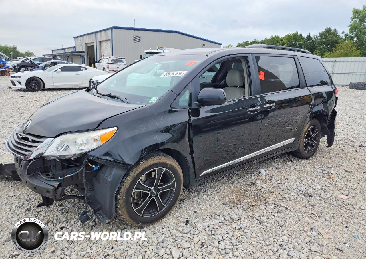 2014 Toyota Sienna Xle 8-Passenger – zdjęcie 1 z 13