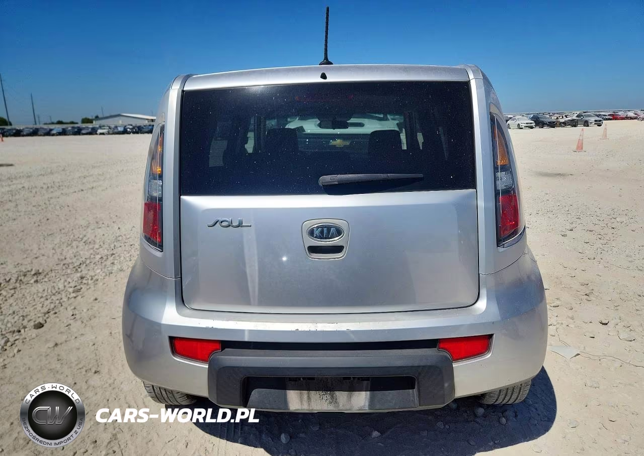 2010 Kia Soul + VIN:KNDJT2A22A7148991 - 6