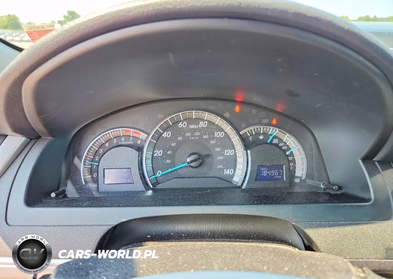 2014 Toyota Camry Se VIN:4T1BF1FK3EU444698 - 9