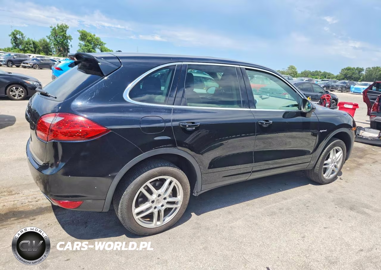 2014 Porsche Cayenne S Hybrid VIN:WP1AE2A21ELA50377 - 3