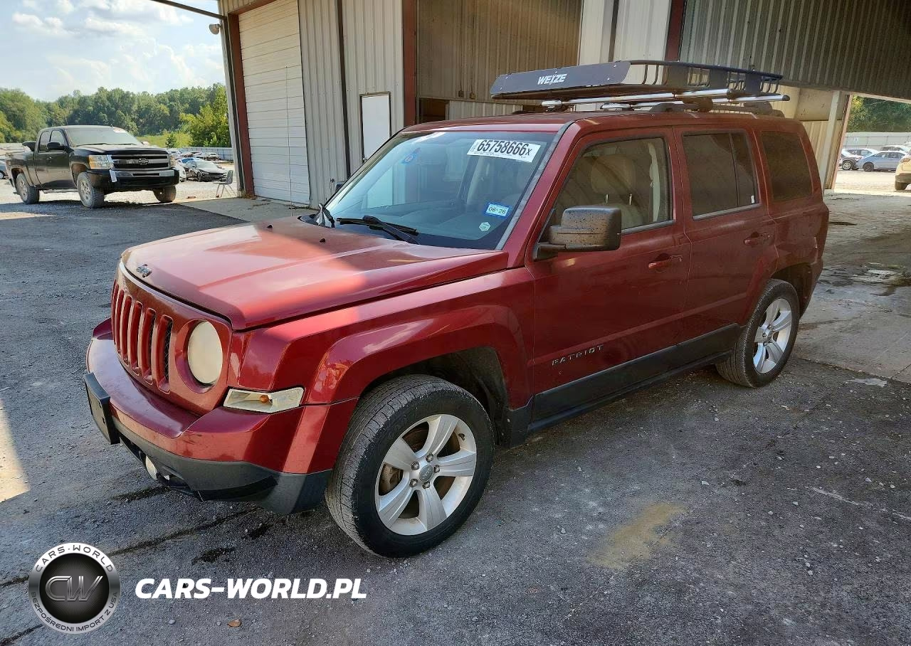 2014 Jeep Patriot Latitude – zdjęcie 1 z 12