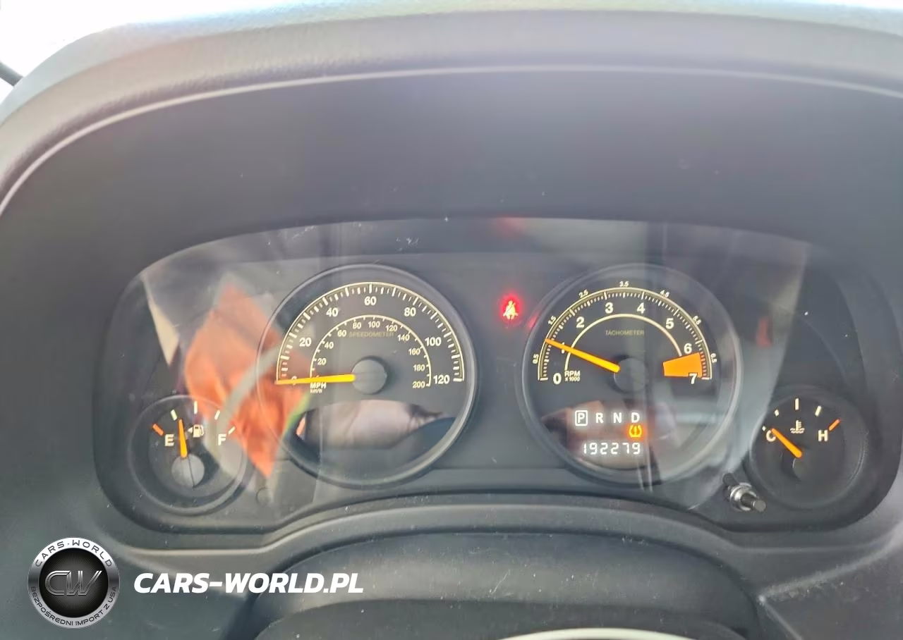 2014 Jeep Patriot Latitude VIN:1C4NJPFA9ED645581 - 9