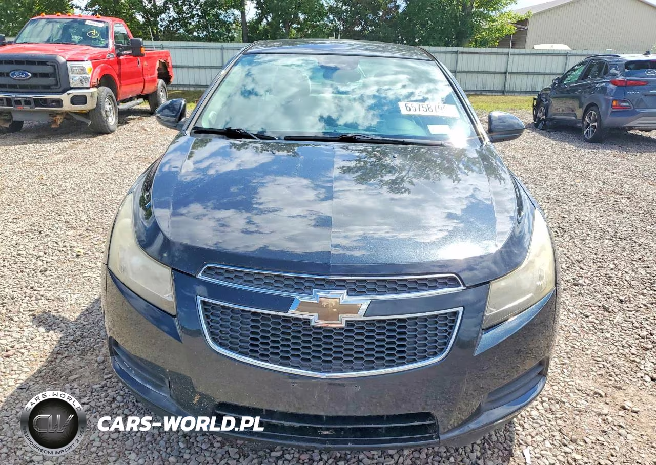 2014 Chevrolet Cruze Lt VIN:1G1PC5SB3E7159541 - 5