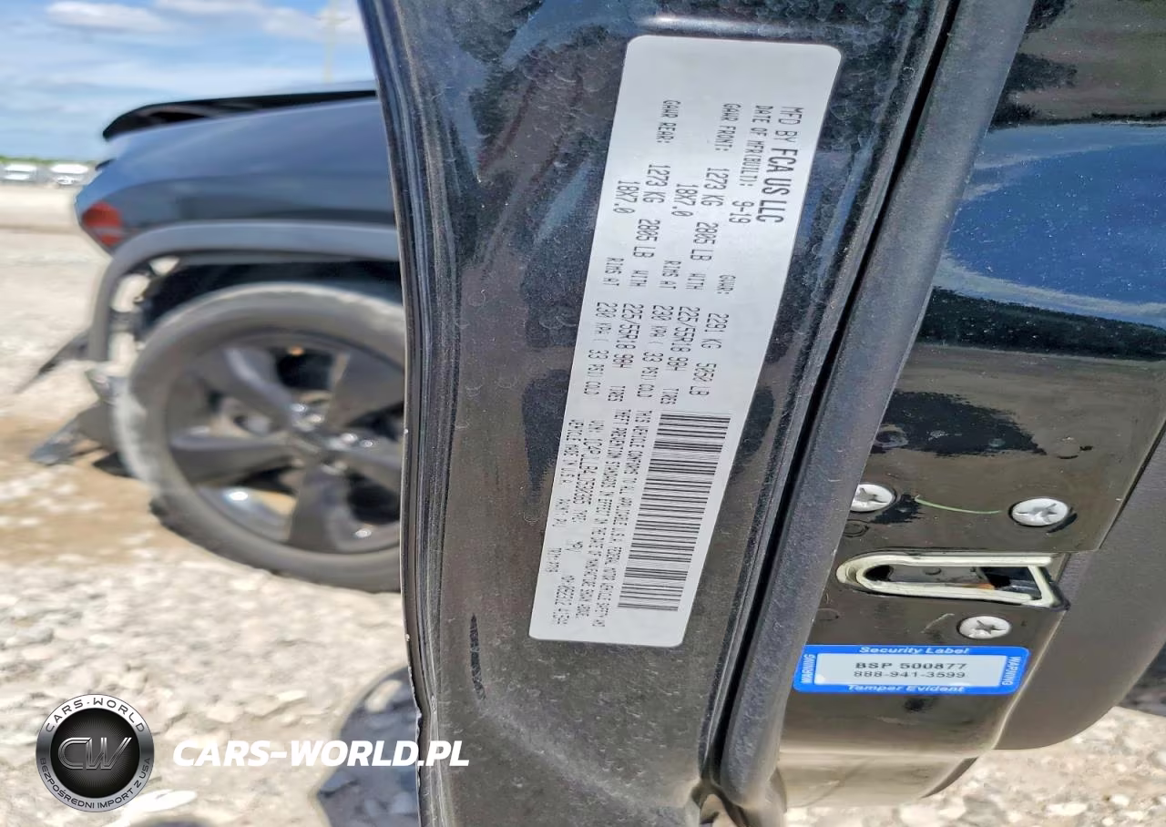 2020 Jeep Cherokee Latitude Plus VIN:1C4PJLLB4LD530365 - 12