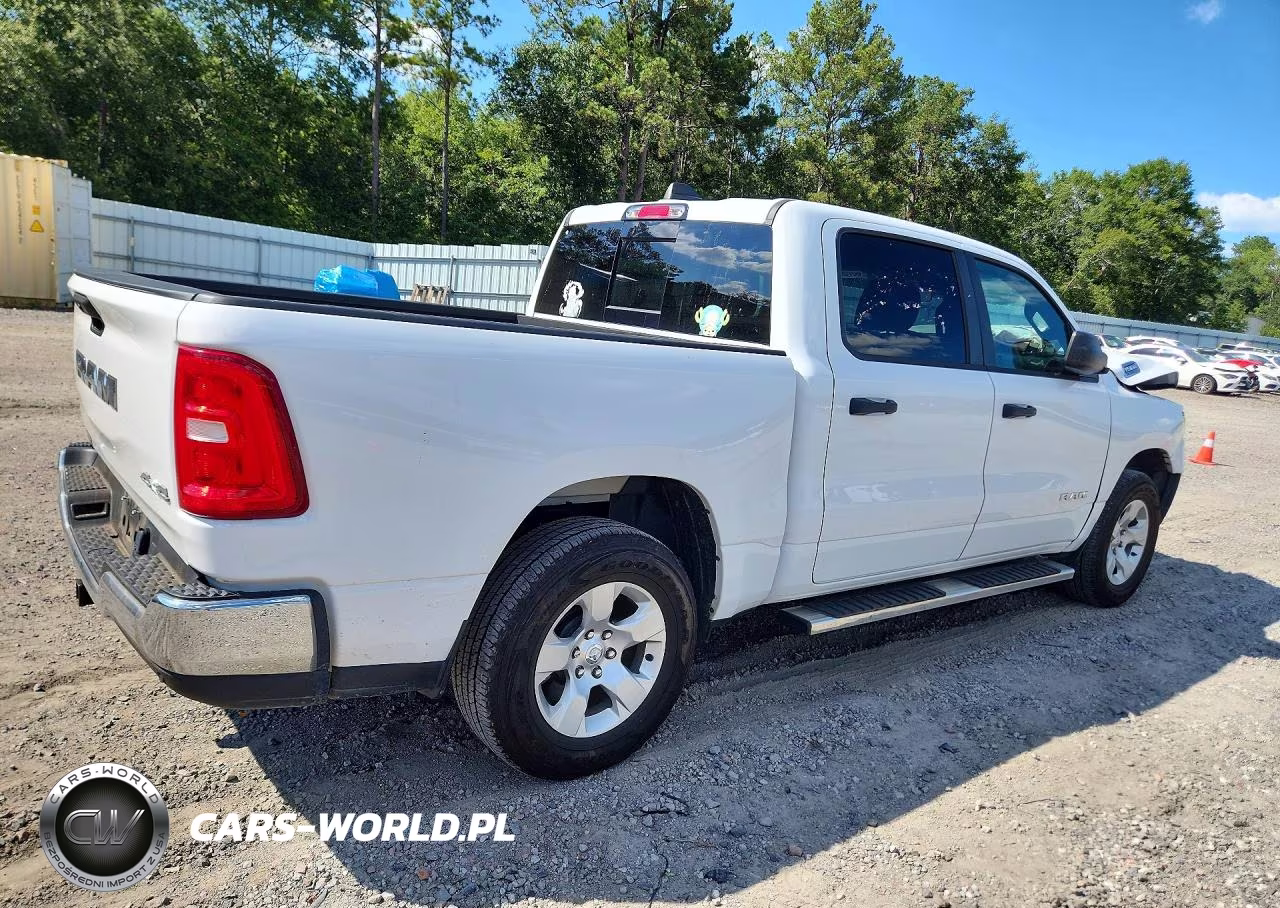 2025 Ram 1500 Tradesman VIN:1C6RRFGG6SN646224 - 3