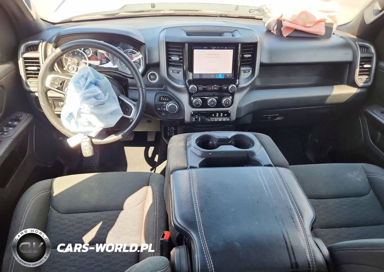 2025 Ram 1500 Tradesman VIN:1C6RRFGG6SN646224 - 8