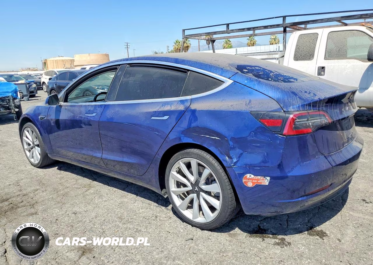 2018 Tesla Model 3 VIN:5YJ3E1EA1JF033386 - 2