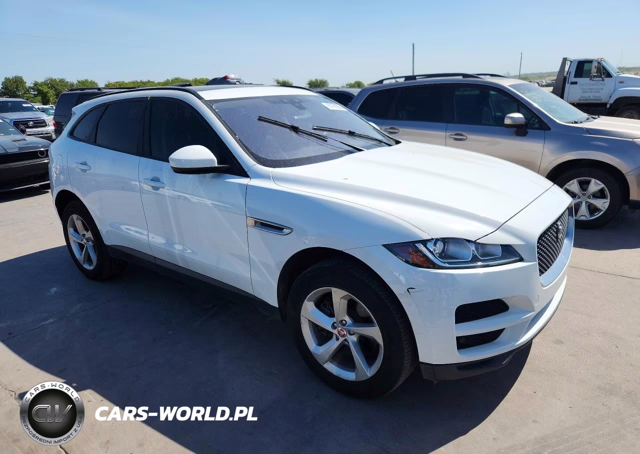 2017 Jaguar F-Pace Premium VIN:SADCJ2BV3HA892849 - 4