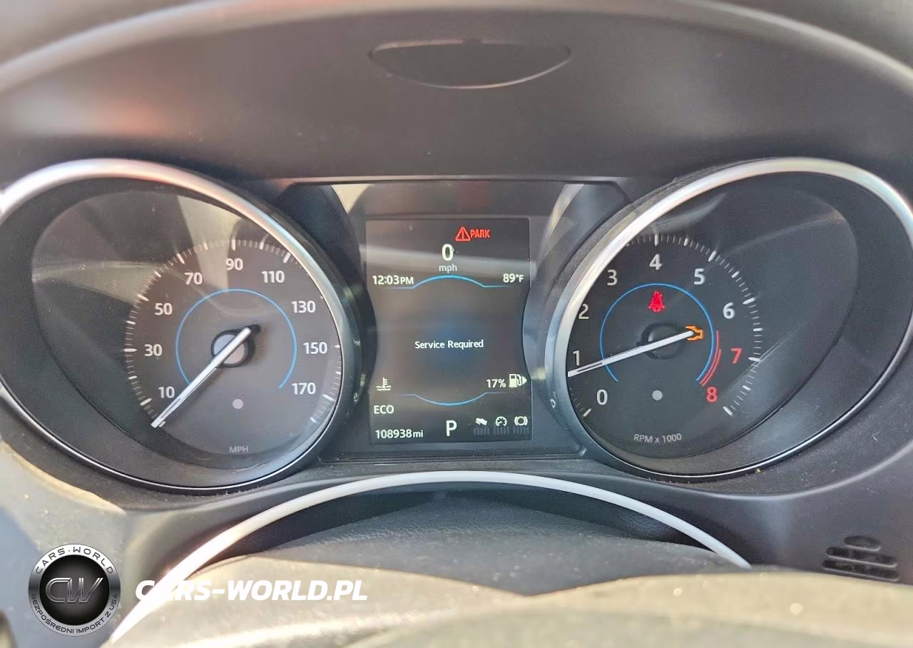 2017 Jaguar F-Pace Premium VIN:SADCJ2BV3HA892849 - 9