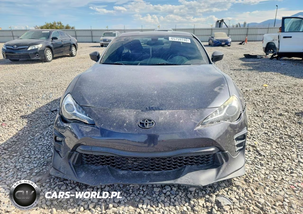2018 Toyota 86 Base VIN:JF1ZNAA19J9701287 - 5