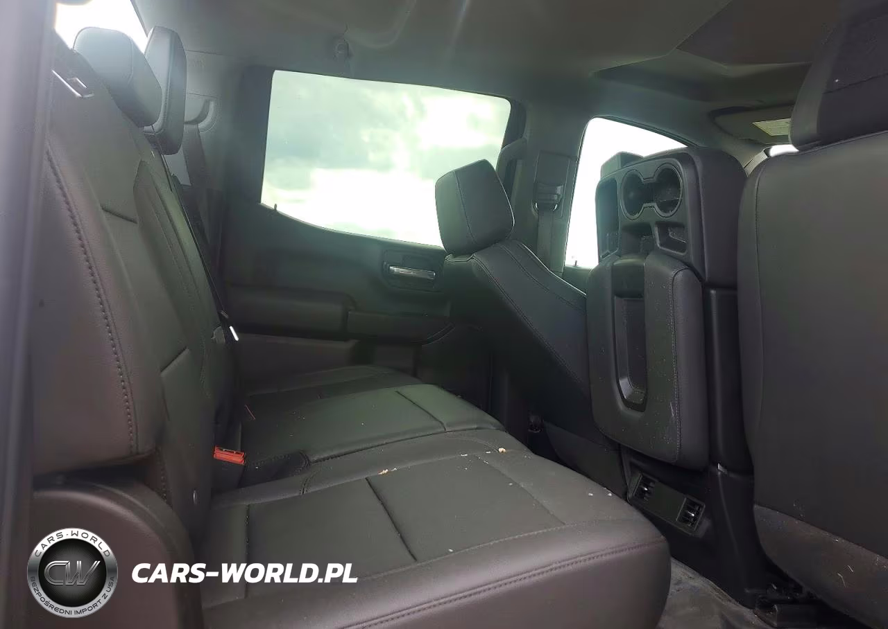 2025 Chevrolet Silverado K1500 VIN:2GCUKAED7S1150983 - 10
