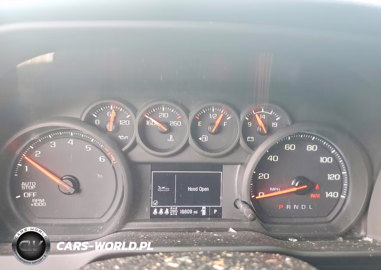 2025 Chevrolet Silverado K1500 VIN:2GCUKAED7S1150983 - 9
