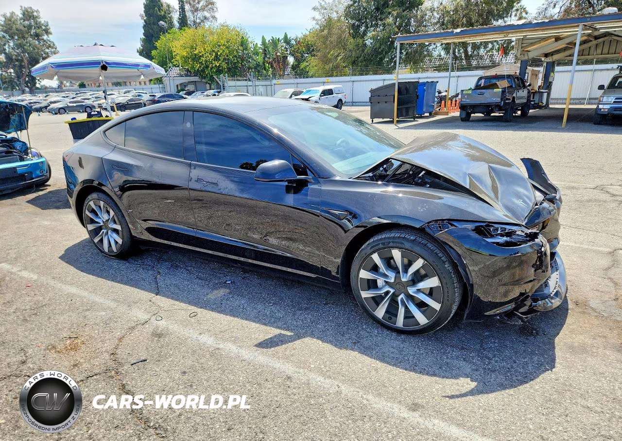 2025 Tesla Model 3 VIN:5YJ3E1EA5SF912214 - 4
