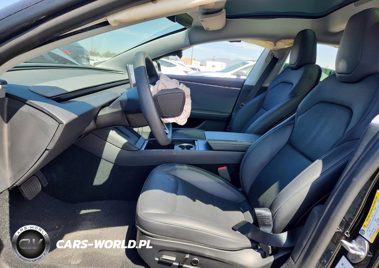2025 Tesla Model 3 VIN:5YJ3E1EA5SF912214 - 7