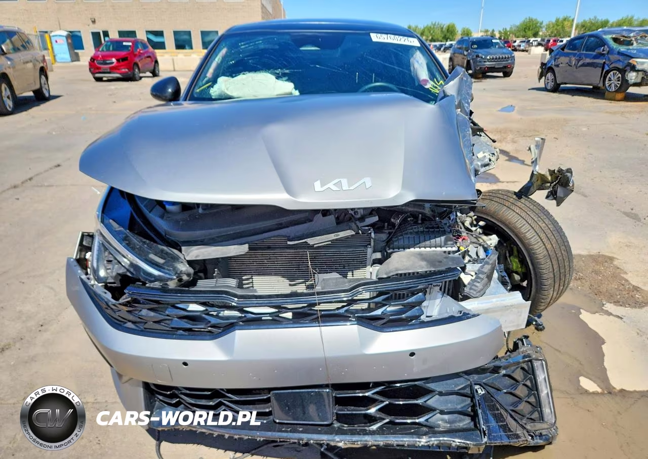 2025 Kia K5 Gt VIN:KNAG44J80S5311428 - 5