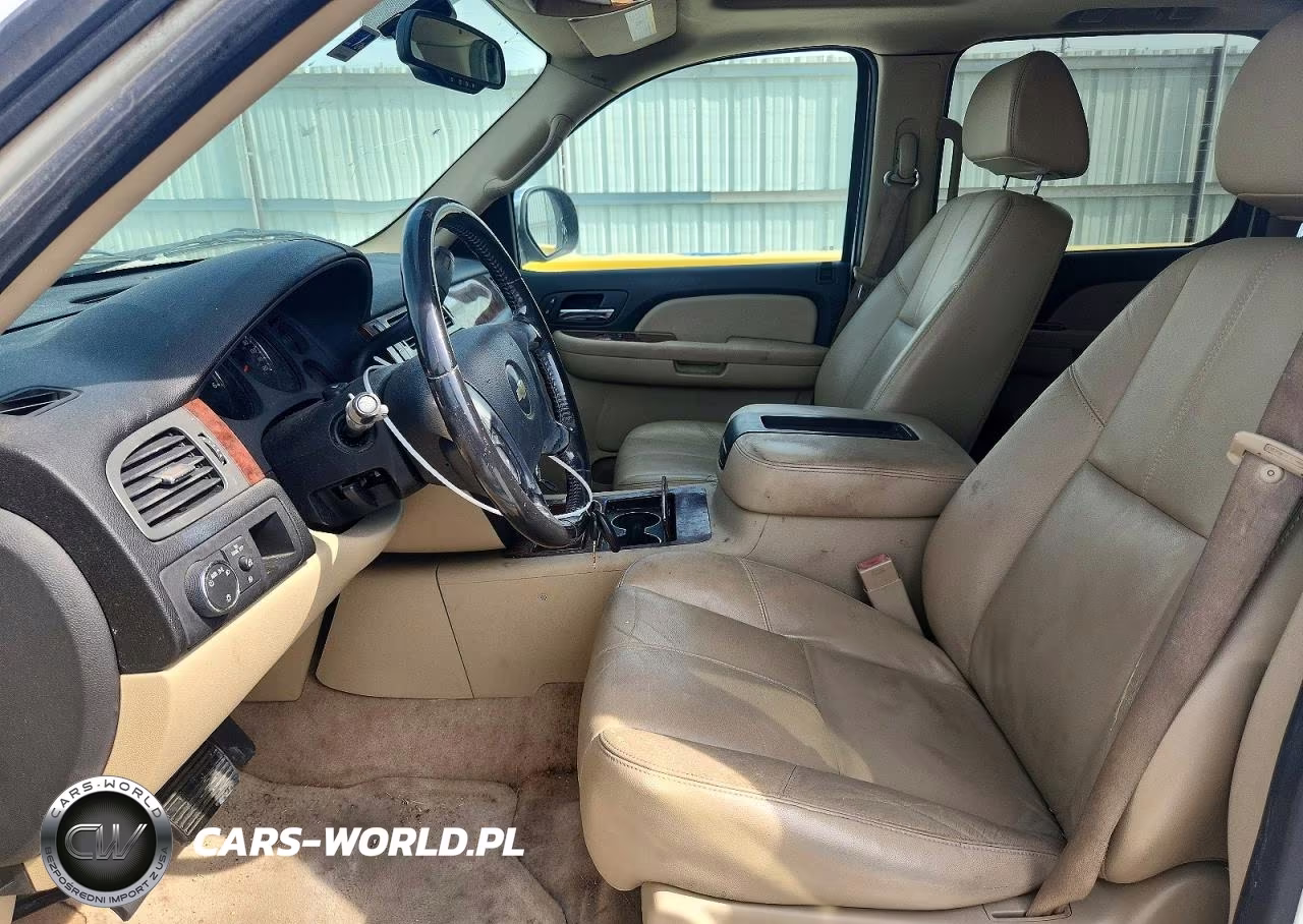 2008 Chevrolet Suburban C1500 Ls VIN:1GNFC16098R187784 - 7