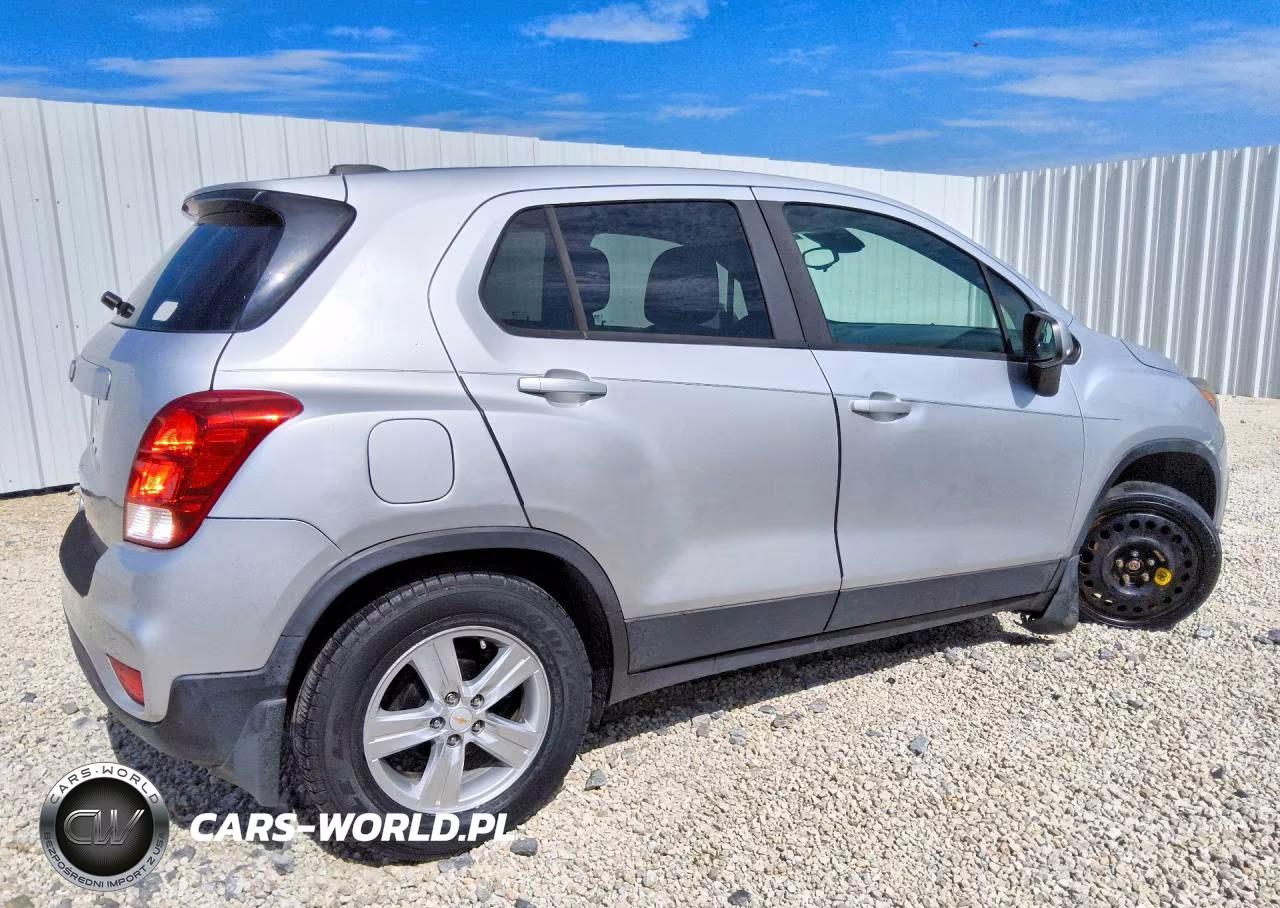 2020 Chevrolet Trax Ls VIN:KL7CJKSB6LB312205 - 3