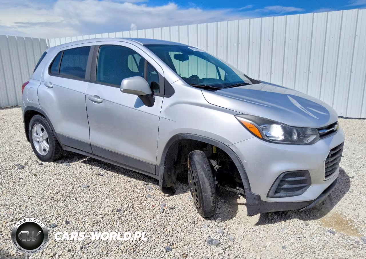 2020 Chevrolet Trax Ls VIN:KL7CJKSB6LB312205 - 4