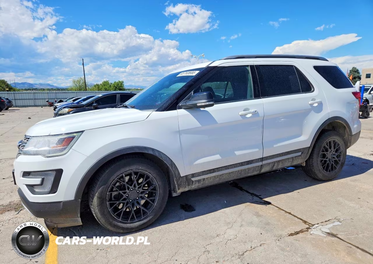 2017 Ford Explorer Xlt