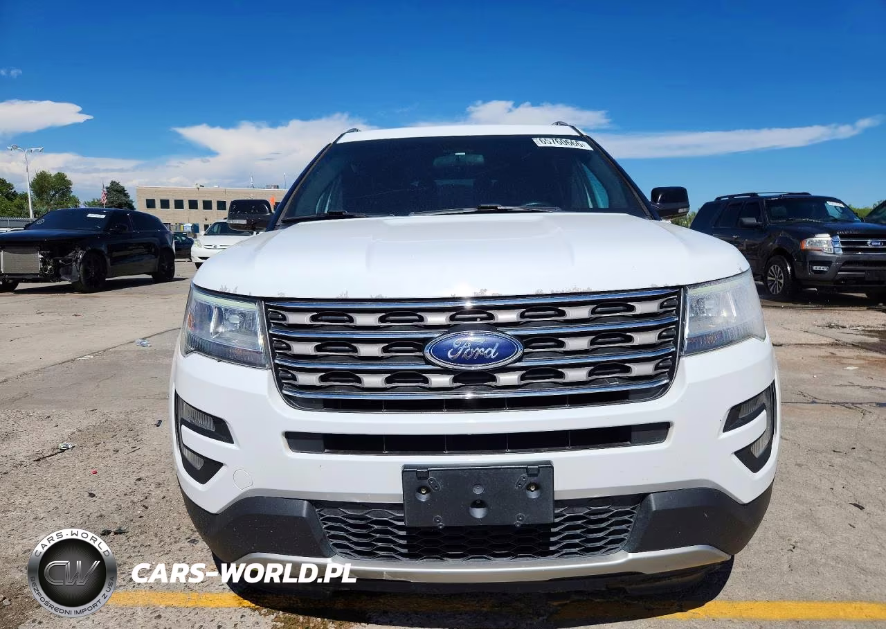 2017 Ford Explorer Xlt VIN:1FM5K8D82HGC21242 - 5