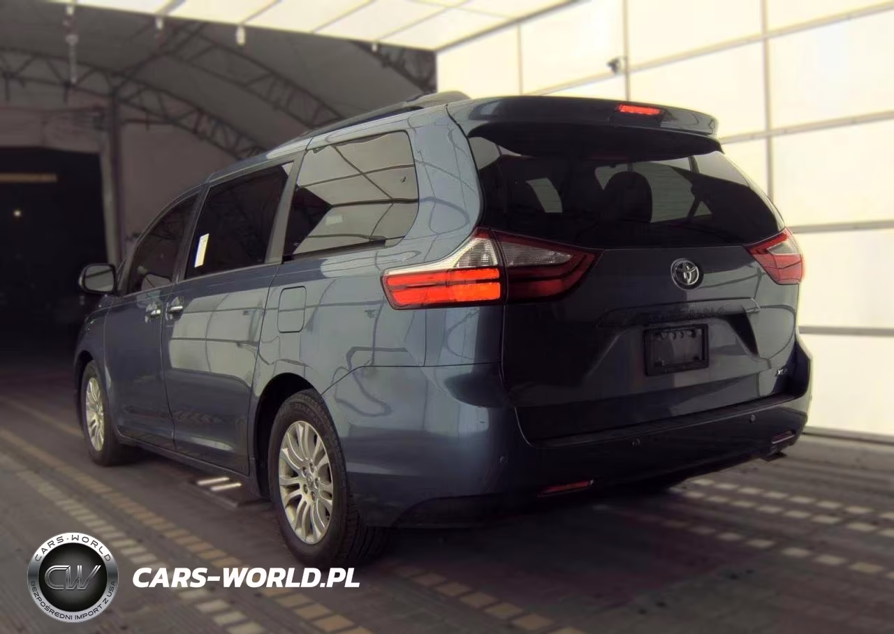 2016 Toyota Sienna Xle 8-Passenger VIN:5TDYK3DC7GS758654 - 3