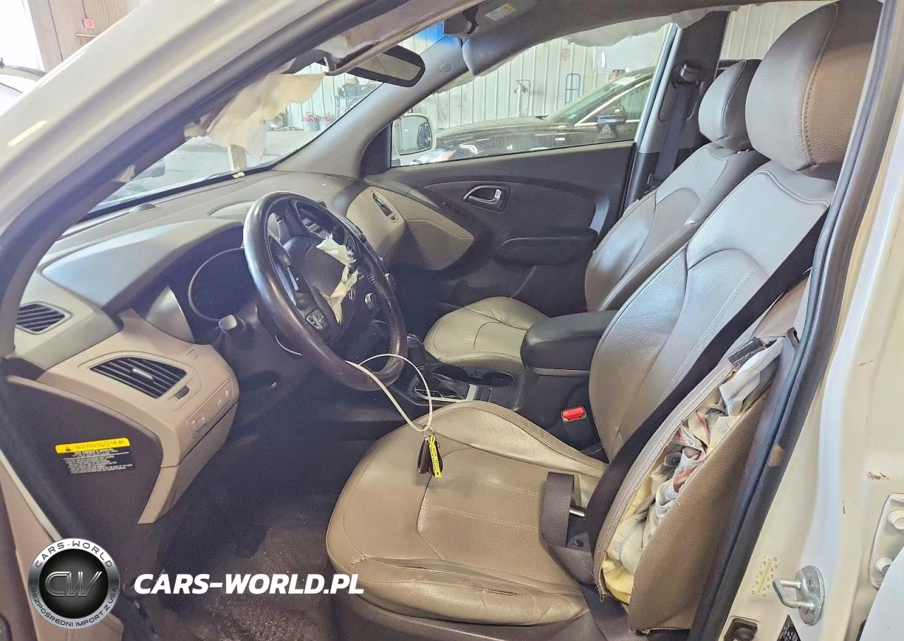 2014 Hyundai Tucson Limited VIN:KM8JU3AG3EU939225 - 7