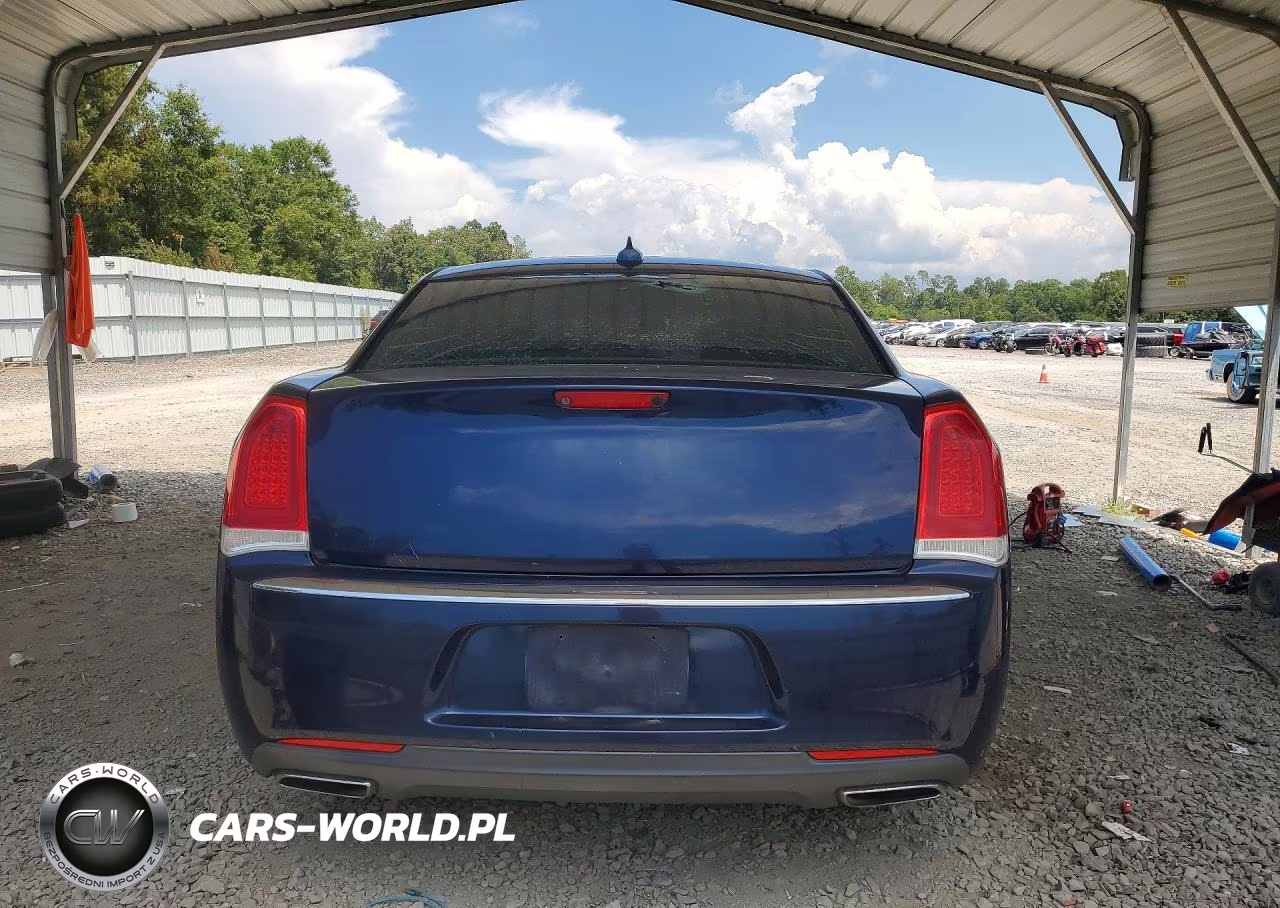 2017 Chrysler 300 Limited VIN:2C3CCAAG9HH538780 - 6