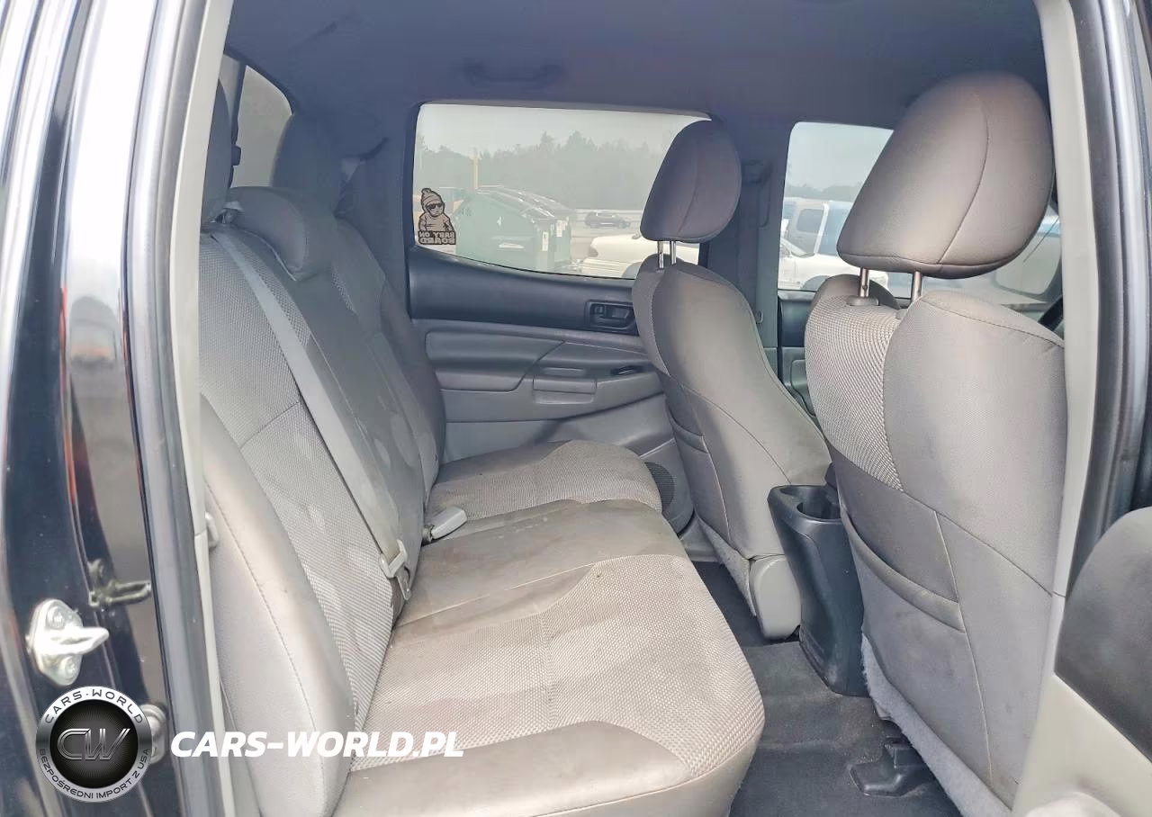 2015 Toyota Tacoma V6 VIN:3TMLU4EN9FM206811 - 10